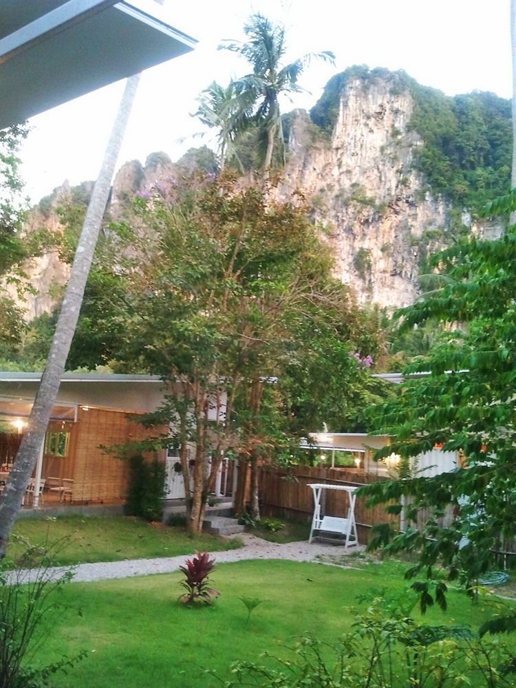 グルー ホステル Ao Nang エクステリア 写真